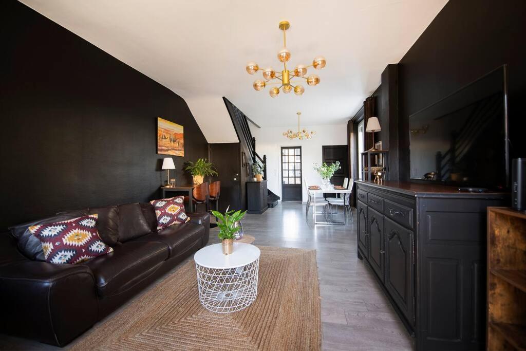 Jolie Maison Sur Orleans, Parking & Climatisation Екстер'єр фото