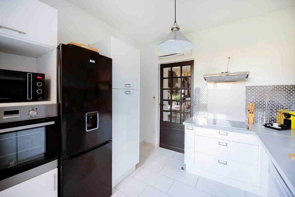 Jolie Maison Sur Orleans, Parking & Climatisation Екстер'єр фото